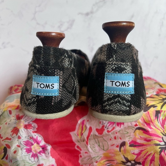 Toms Jacquard Tribal Pattern Sherpa Slip On Flats Womens 11 - Picture 4 of 7